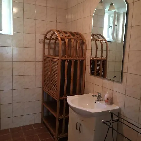 Fenyves Vendeghaz Kehidakustány